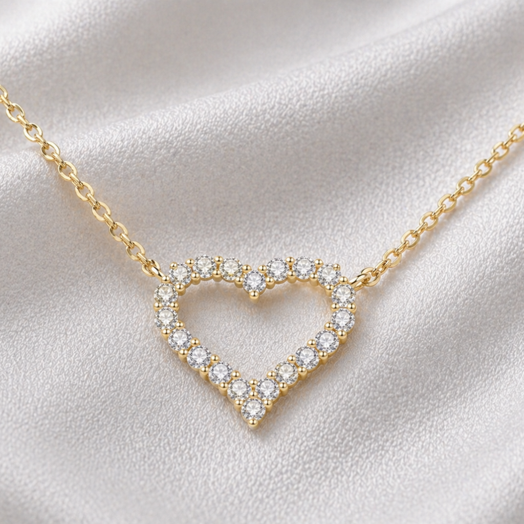 Amelie Amora Pendant Necklace
