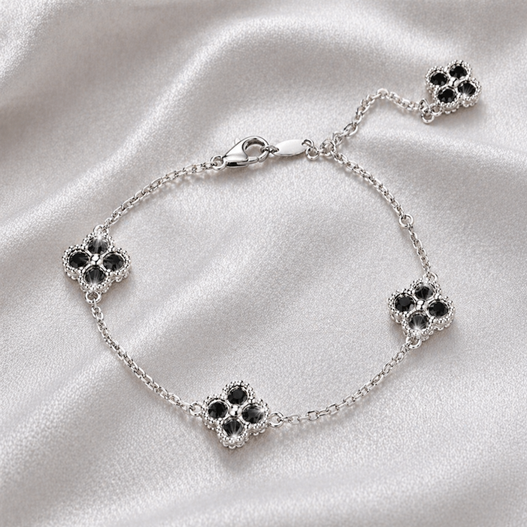 Clarisse Luxe Clover Bracelet