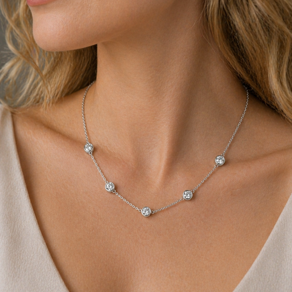 Elara Lumiere Orbit Necklace