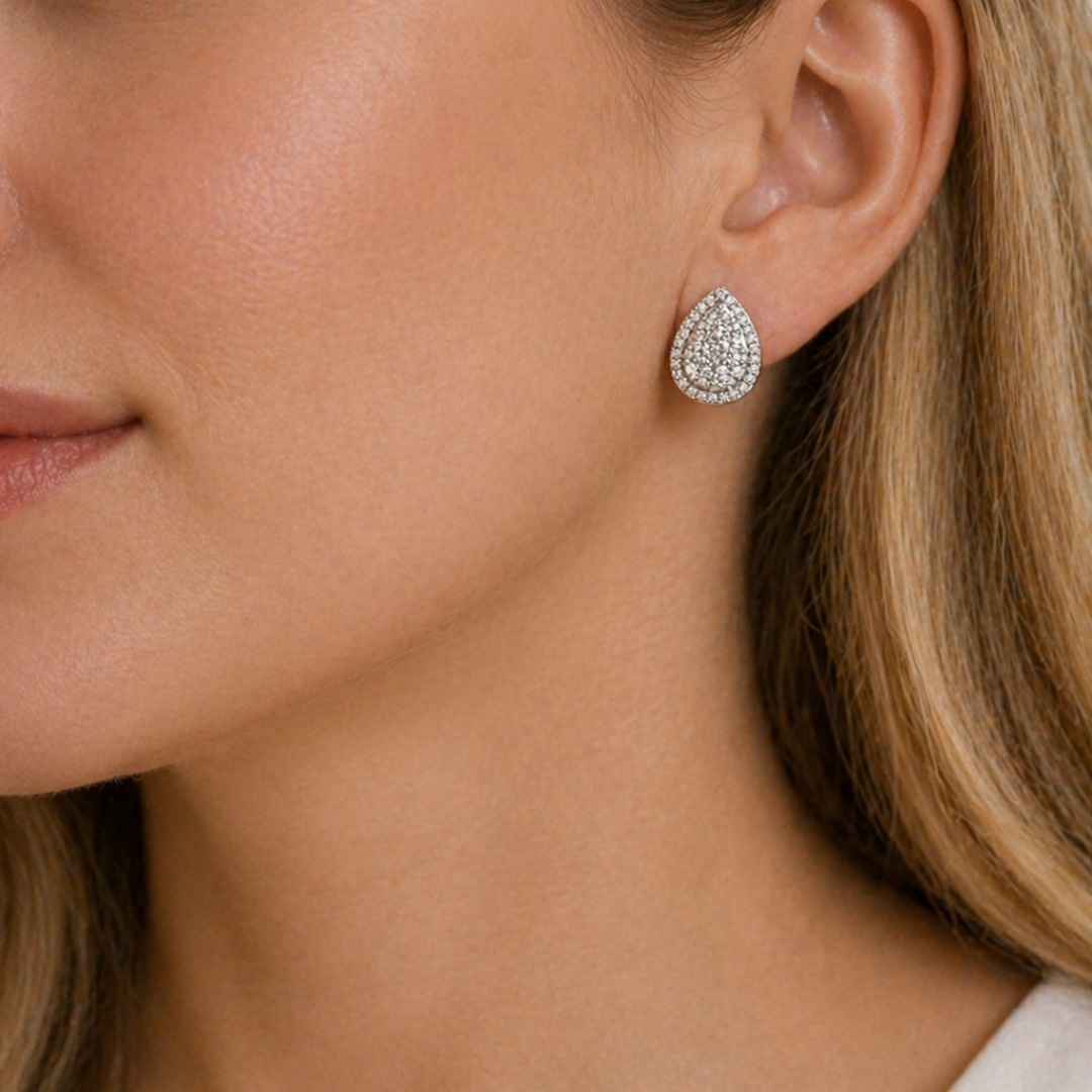 Liliana Amour Stud Earrings