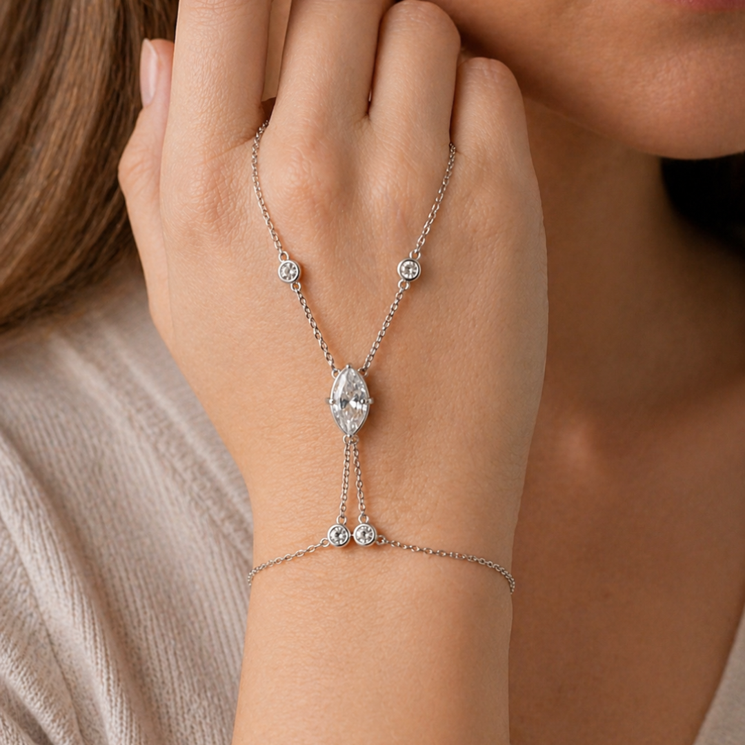 Noelle Handchain Finger Bracelet