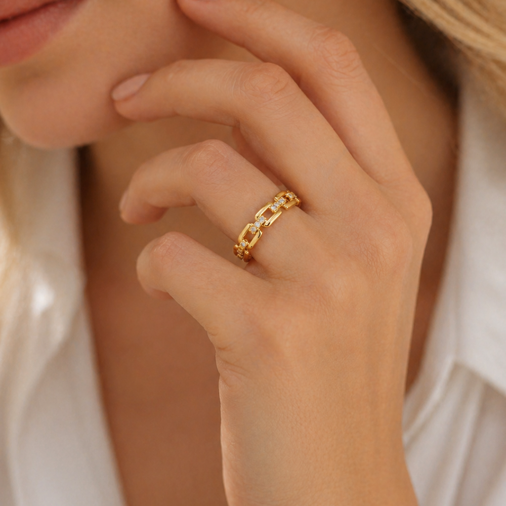 Reina Aurelia Chain Ring